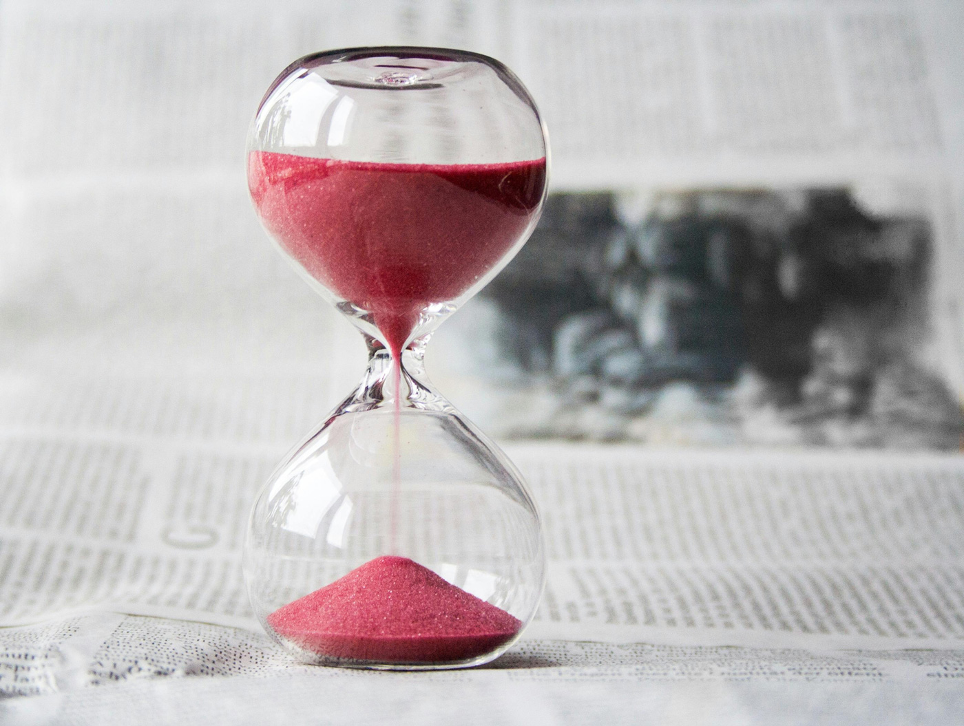Hourglass representing time pressure during AI-led interviews